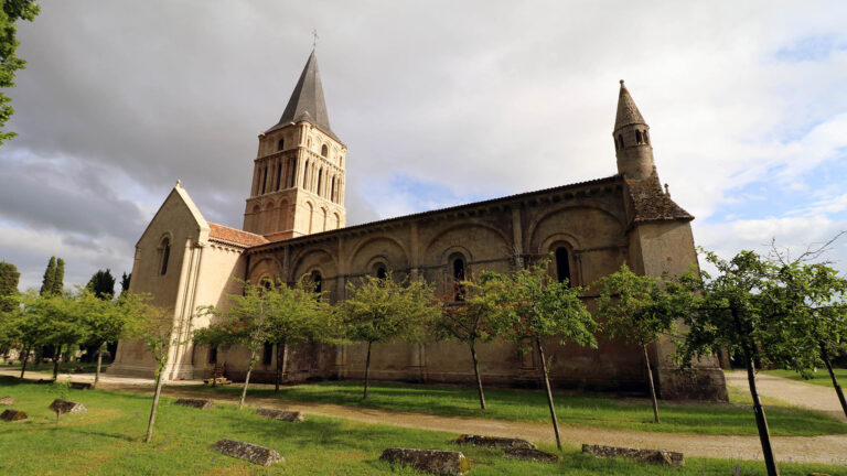 Aulnay-de-Saintonge 01